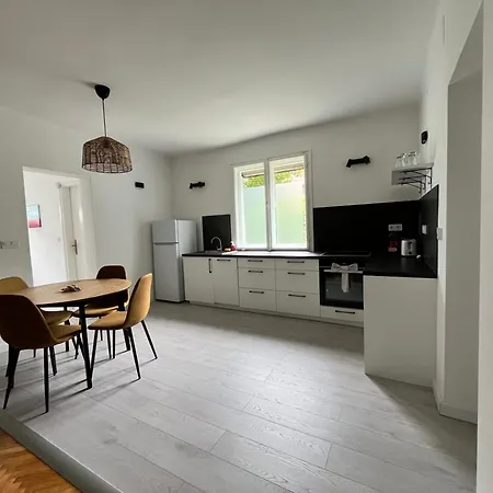 公寓 Pelso D'oro Apartmanhaz